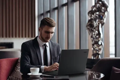 Acer Umumkan Laptop TravelMate dan Chromebook Plus Enterprise Terbaru dengan AI
