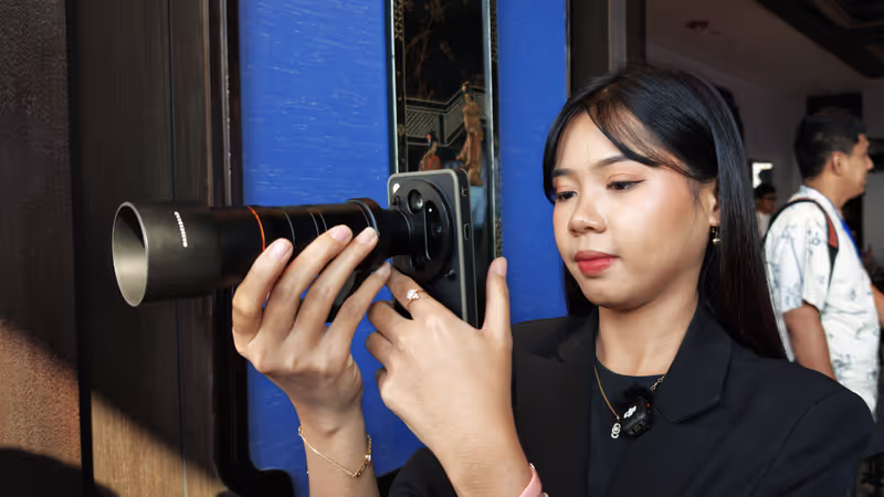 OPPO X9 Ultra dan X9S Launch
