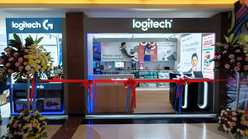 Logitech Experience store